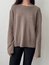 Load image into Gallery viewer, Fawn Jenni Kayne Cashmere Sweater M