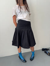 Load image into Gallery viewer, Black Matte Taffeta Pleated Skirt S